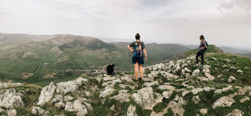How to Share the Gospel in Romania